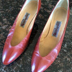 Pappagallo shoes, made in Spain Sz 8 1/2 B